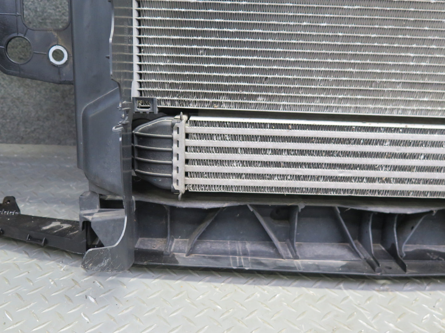 11-15 Mini Cooper S R60 R61 AWD A/T Engine Radiator Condenser Oil Cooler Fan Set