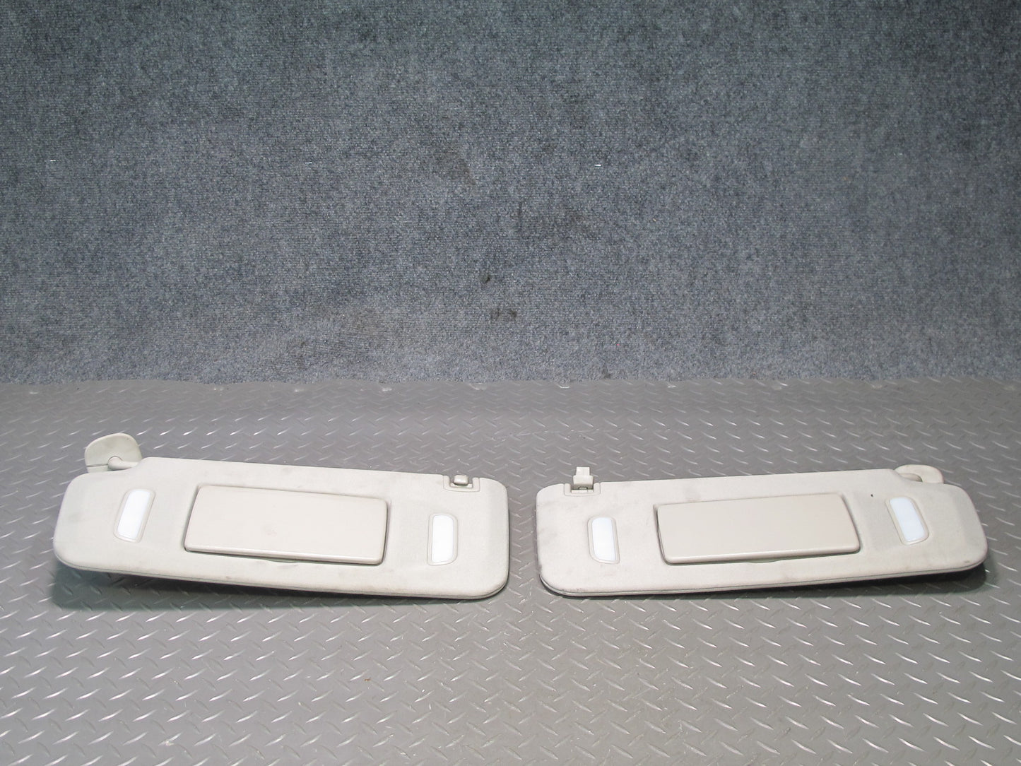 2007-2014 Cadillac Escalade Front Left & Right Sun Visor Set of 2