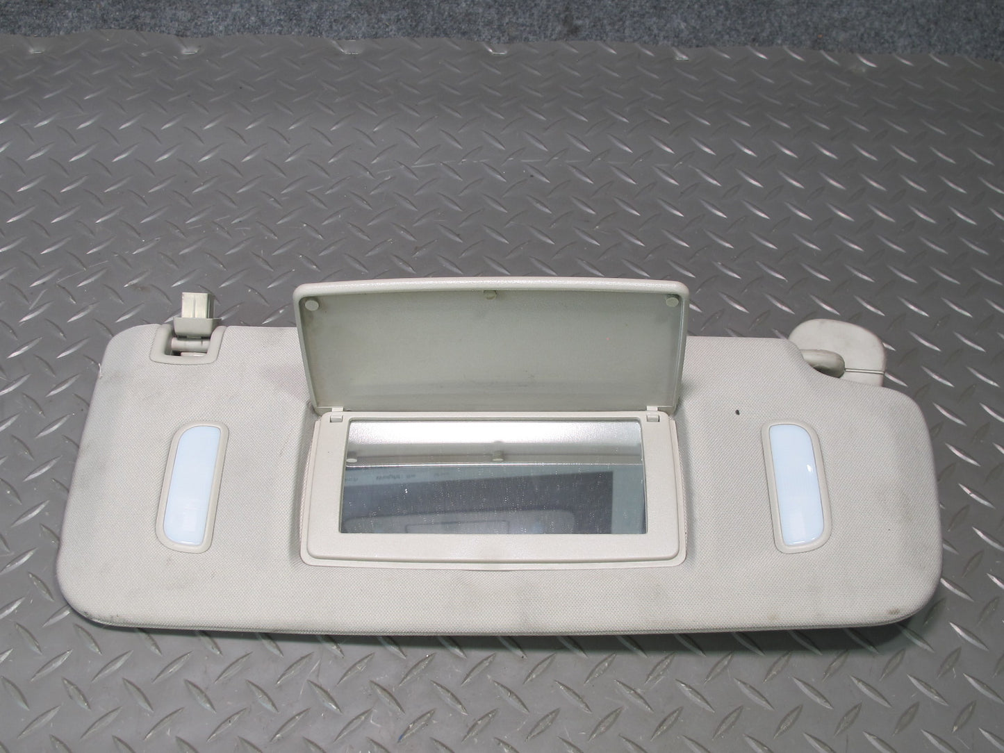 2007-2014 Cadillac Escalade Front Left & Right Sun Visor Set of 2