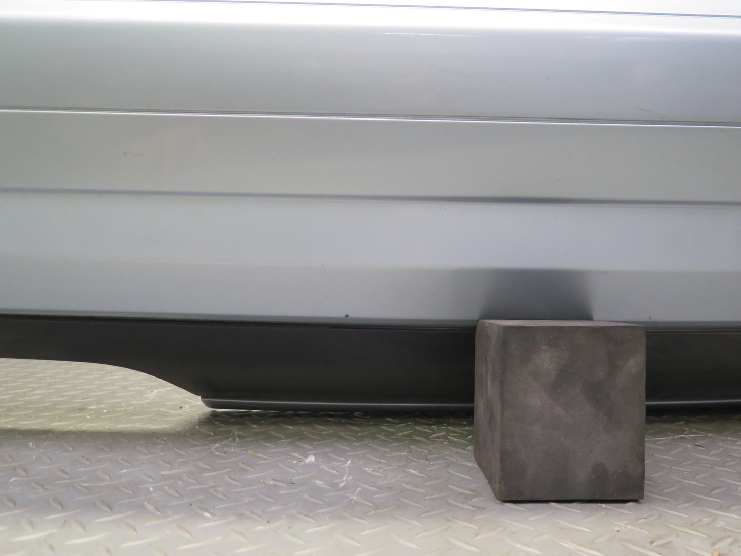 05-10 Mercedes R171 SLK55 AMG Rear Bumper Cover Silver w Foam Absorber 69K OEM