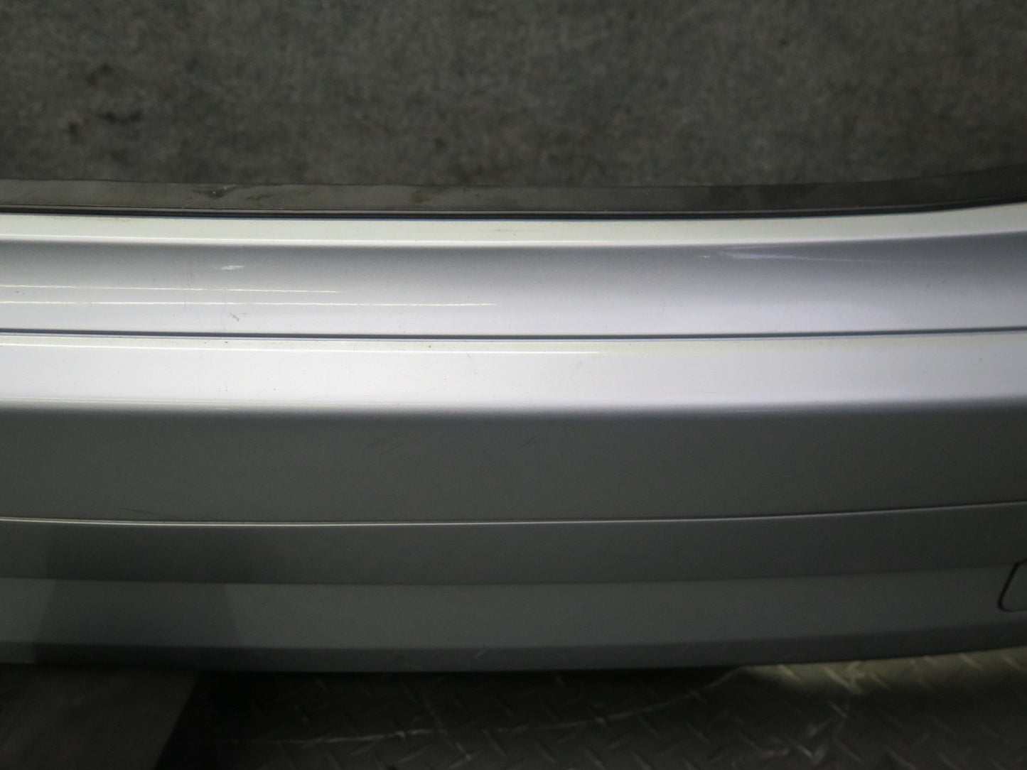 05-10 Mercedes R171 SLK55 AMG Rear Bumper Cover Silver w Foam Absorber 69K OEM