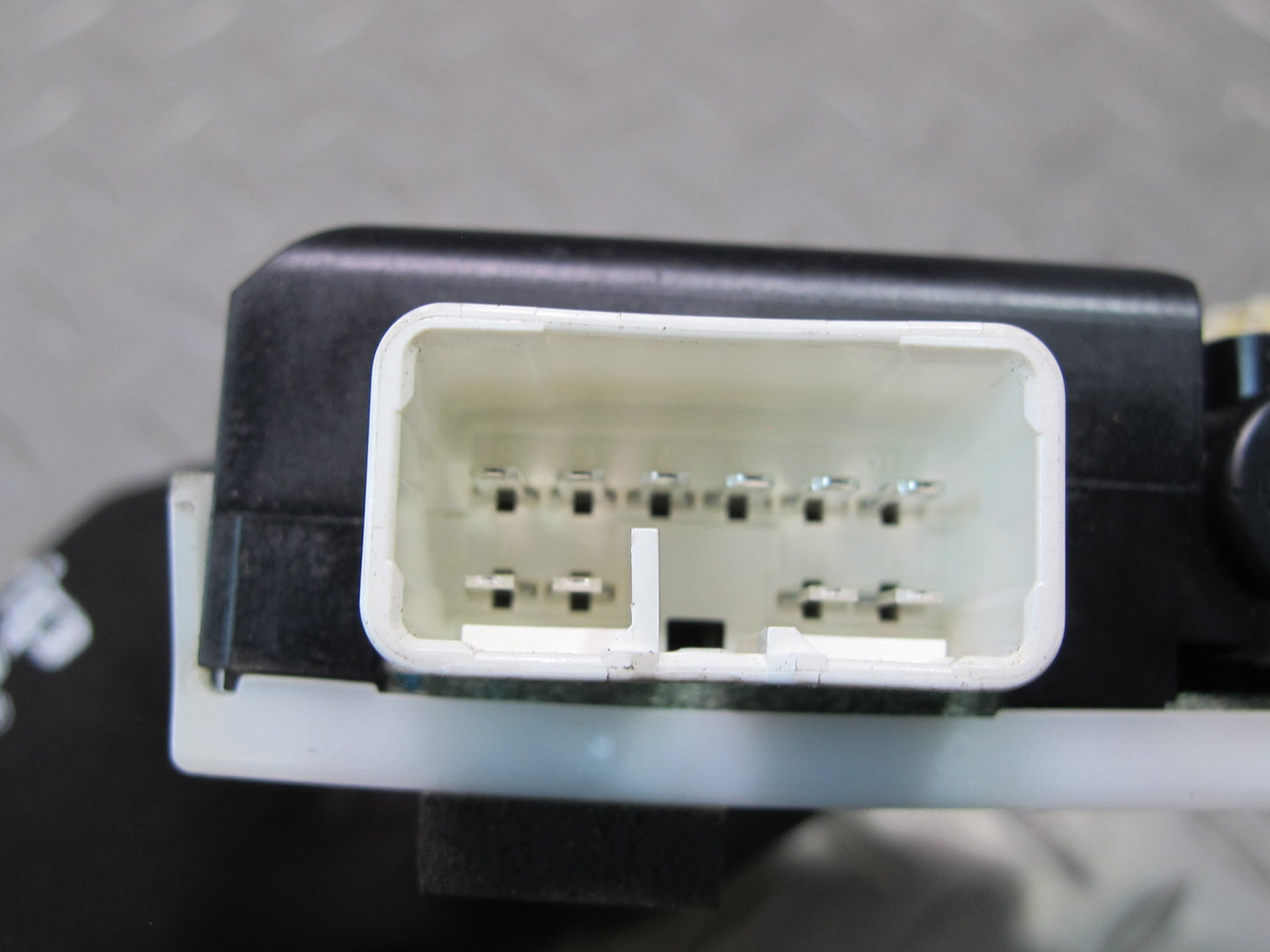 2007-2014 Cadillac Escalade Sunroof Motor Drive Unit 471701-10070