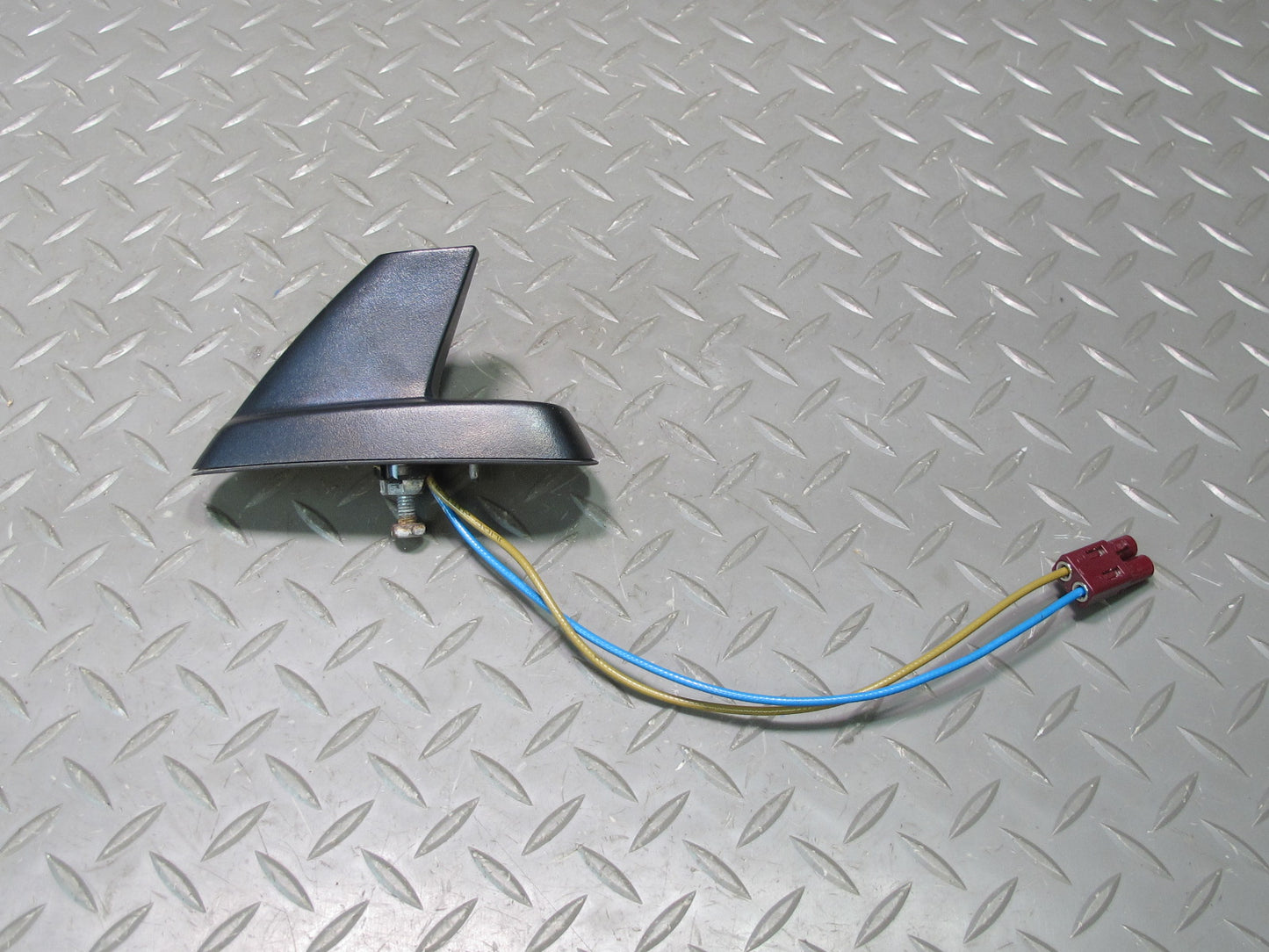 2011-2014 Cadillac Escalade Roof Shark FIN Antenna 20791465