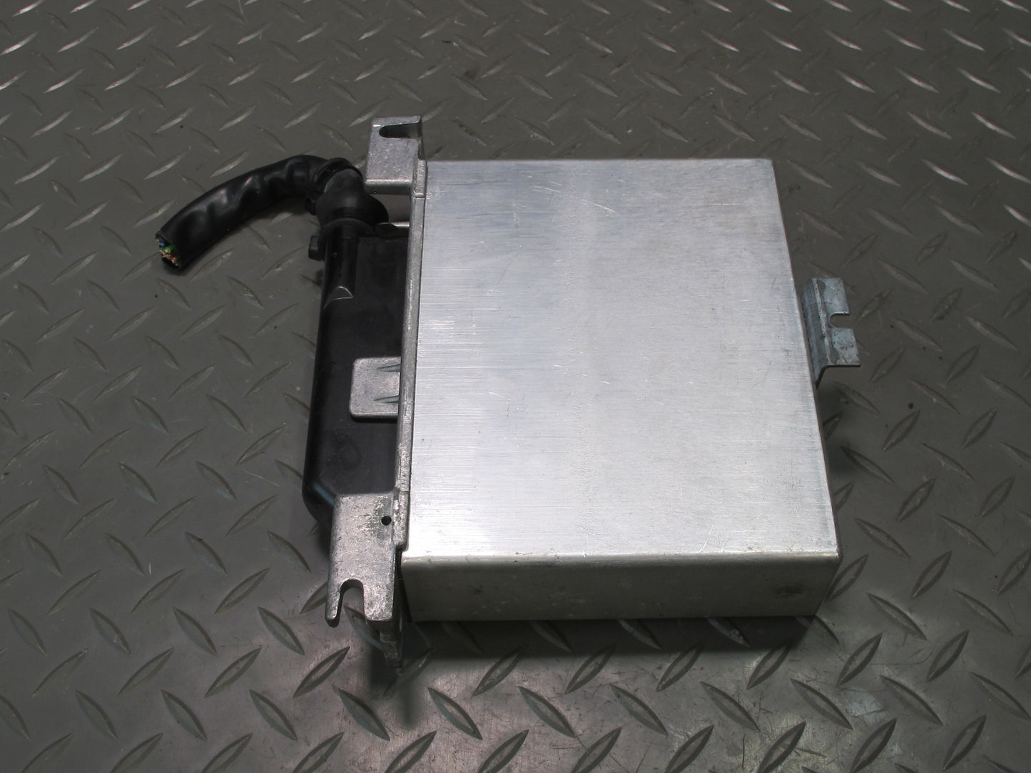 81-85 Mercedes R107 380SL 3.8L M116.962 Engine ECU Computer Control Module OEM