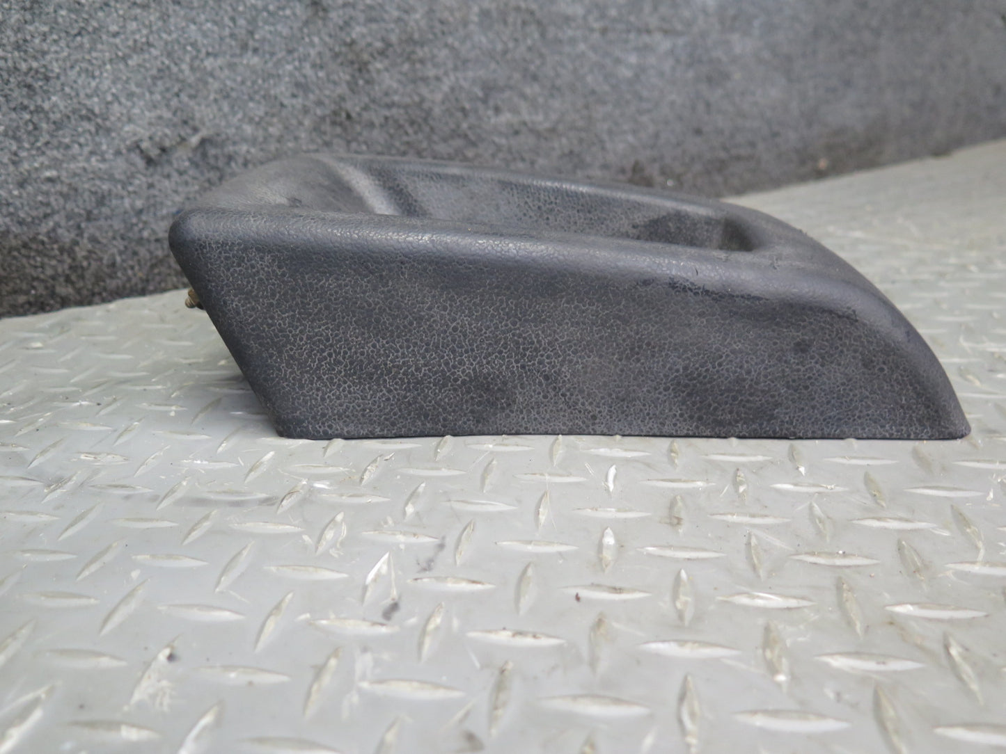 2003-2009 Hummer H2 Front Bumper Panel Cover W/ Fog Lamp Light Assembly