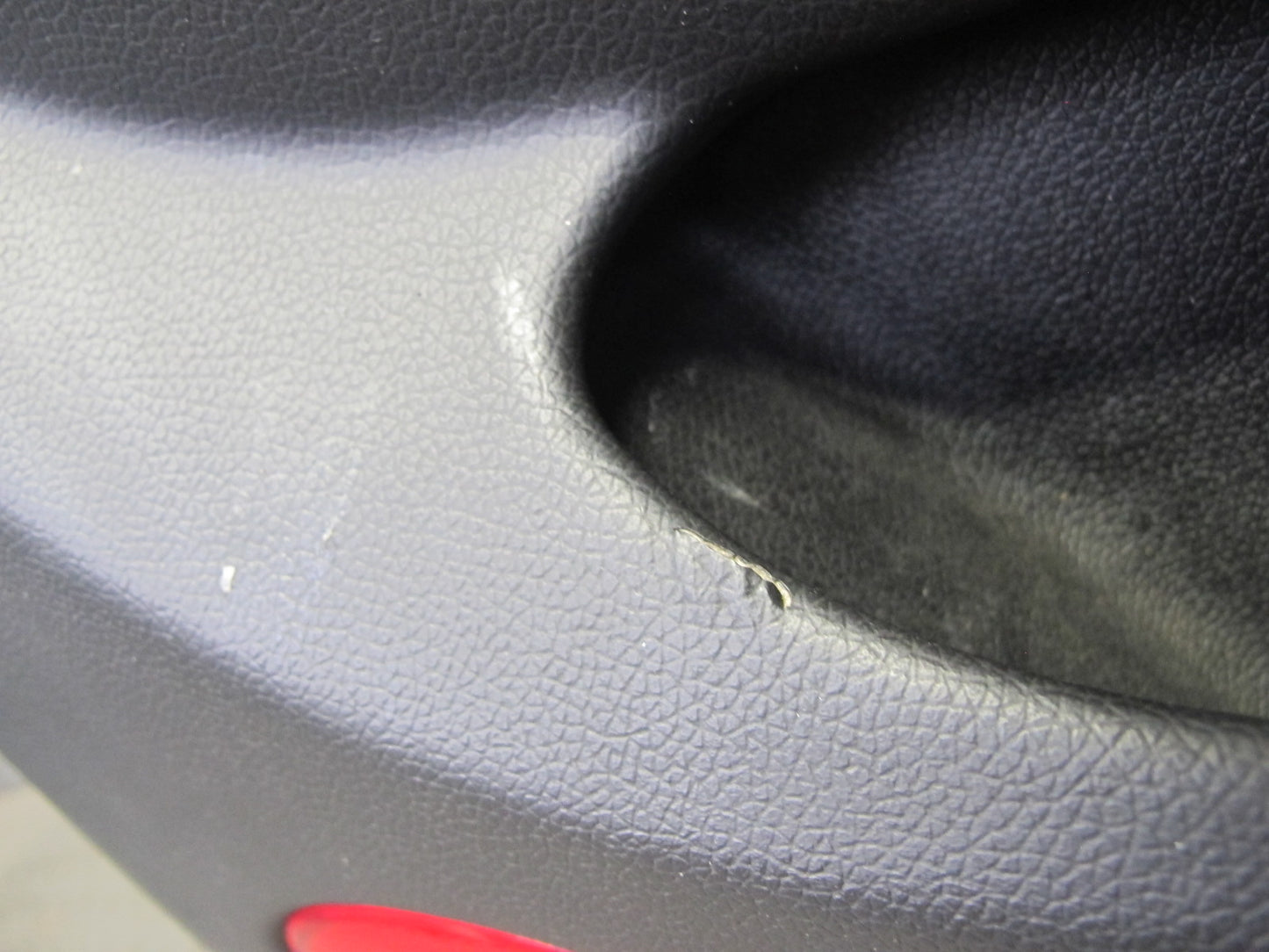 2010-2014 Cadillac Escalade Front Left & Right Door Interior Trim Panel Set of 2