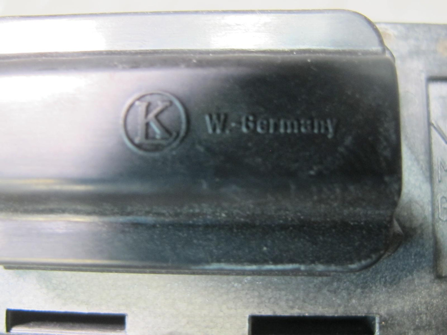 81-85 Mercedes R107 380SL Idle Speed Control Module 0025450132 OEM