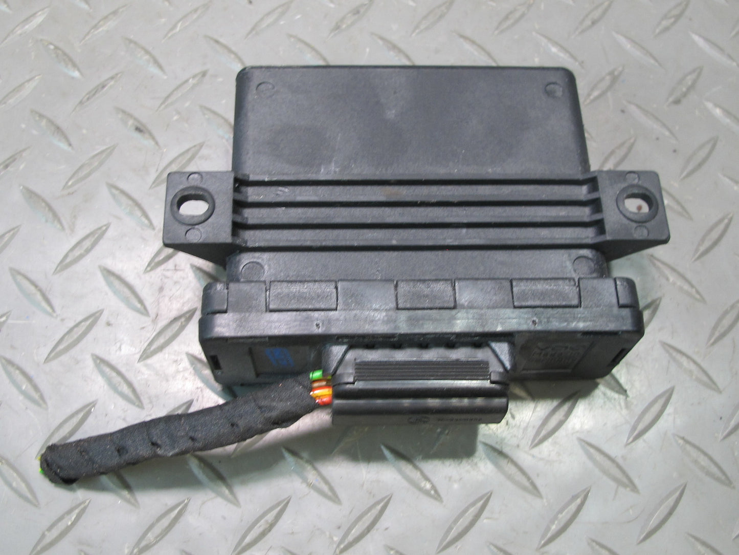 81-85 Mercedes R107 380SL Idle Speed Control Module 0025450132 OEM