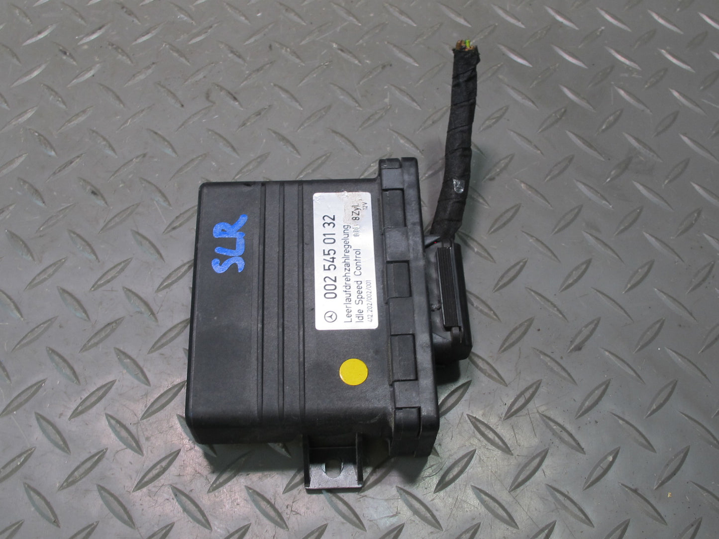 81-85 Mercedes R107 380SL Idle Speed Control Module 0025450132 OEM