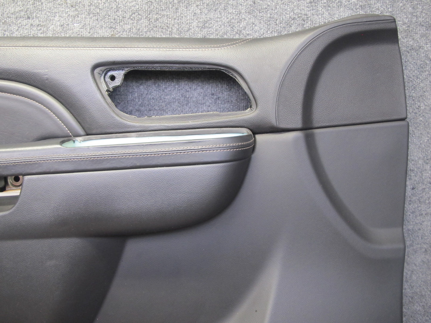 2010-2014 Cadillac Escalade Front Left & Right Door Interior Trim Panel Set of 2