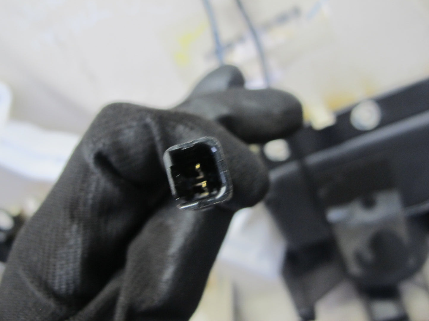 2010-2014 Cadillac Escalade Front Left & Right Door Interior Trim Panel Set of 2