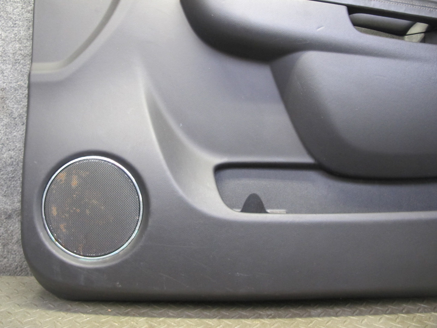 2010-2014 Cadillac Escalade Front Left & Right Door Interior Trim Panel Set of 2