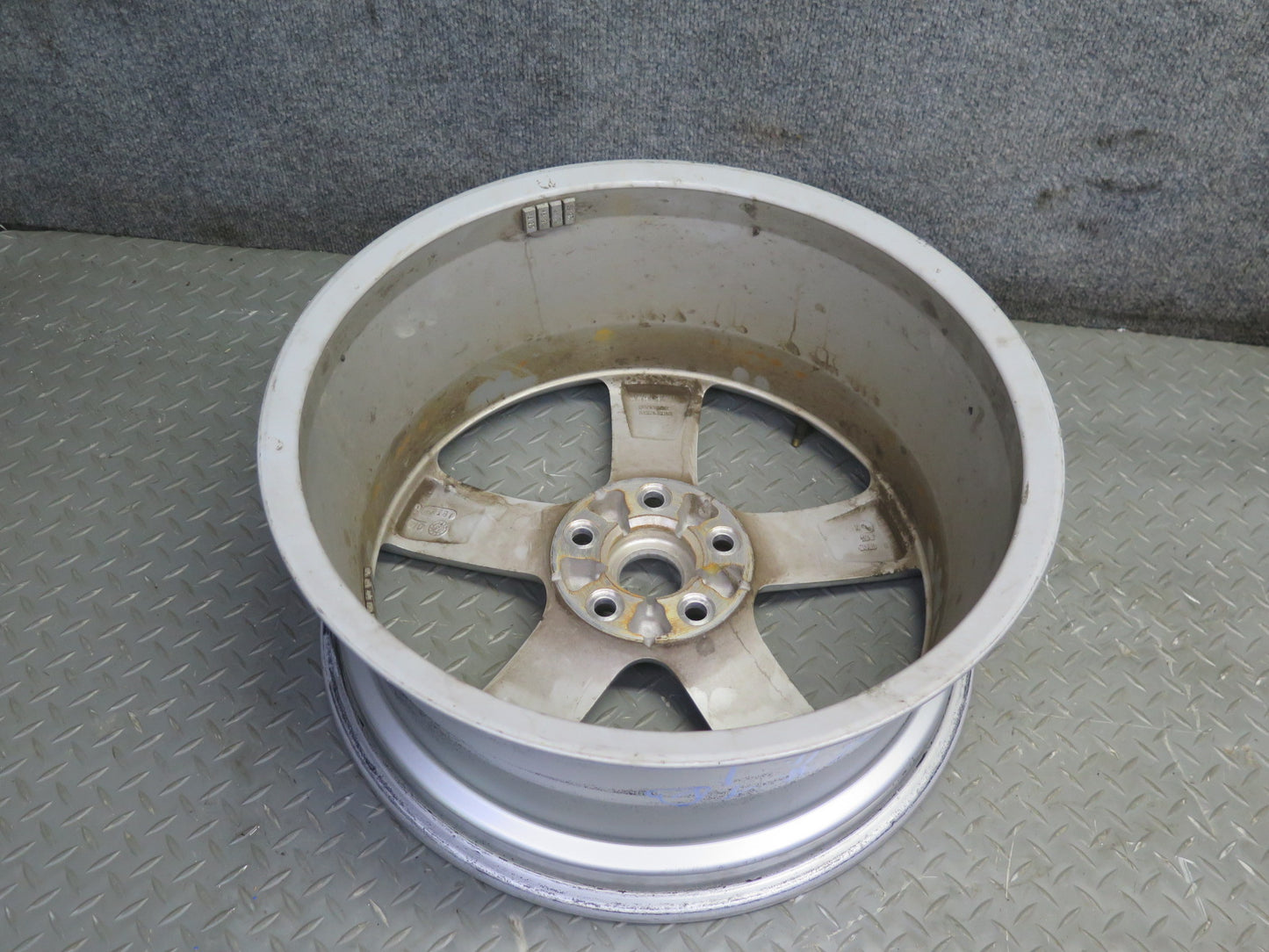 06-09 Pontiac Solstice Factory 18" R18 Alloy Wheel Rim 18x8J ET55 20K Miles OEM