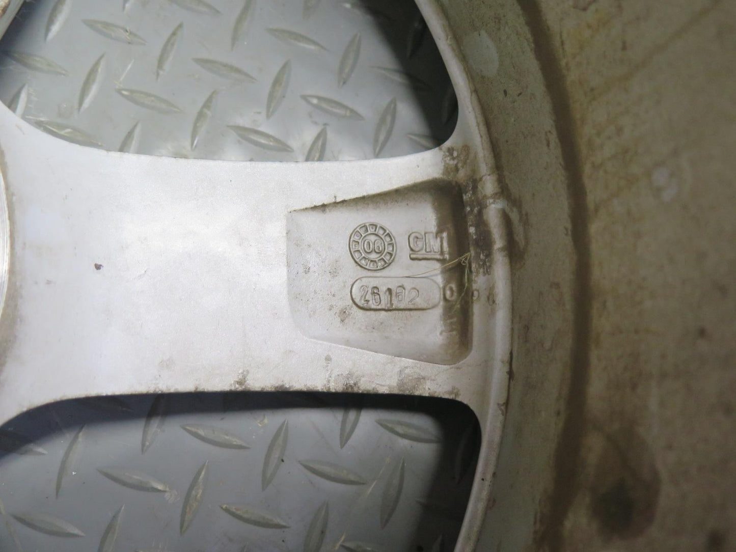 06-09 Pontiac Solstice Factory 18" R18 Alloy Wheel Rim 18x8J ET55 20K Miles OEM