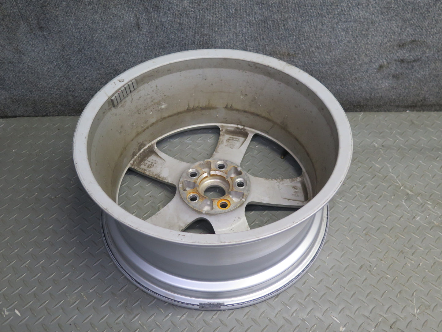 06-09 Pontiac Solstice Factory 18" R18 Alloy Wheel Rim 18x8J ET55 20K Miles OEM