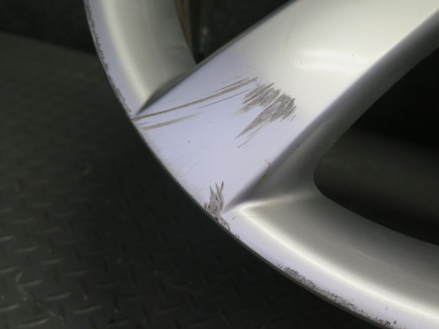 06-09 Pontiac Solstice Factory 18" R18 Alloy Wheel Rim 18x8J ET55 OEM