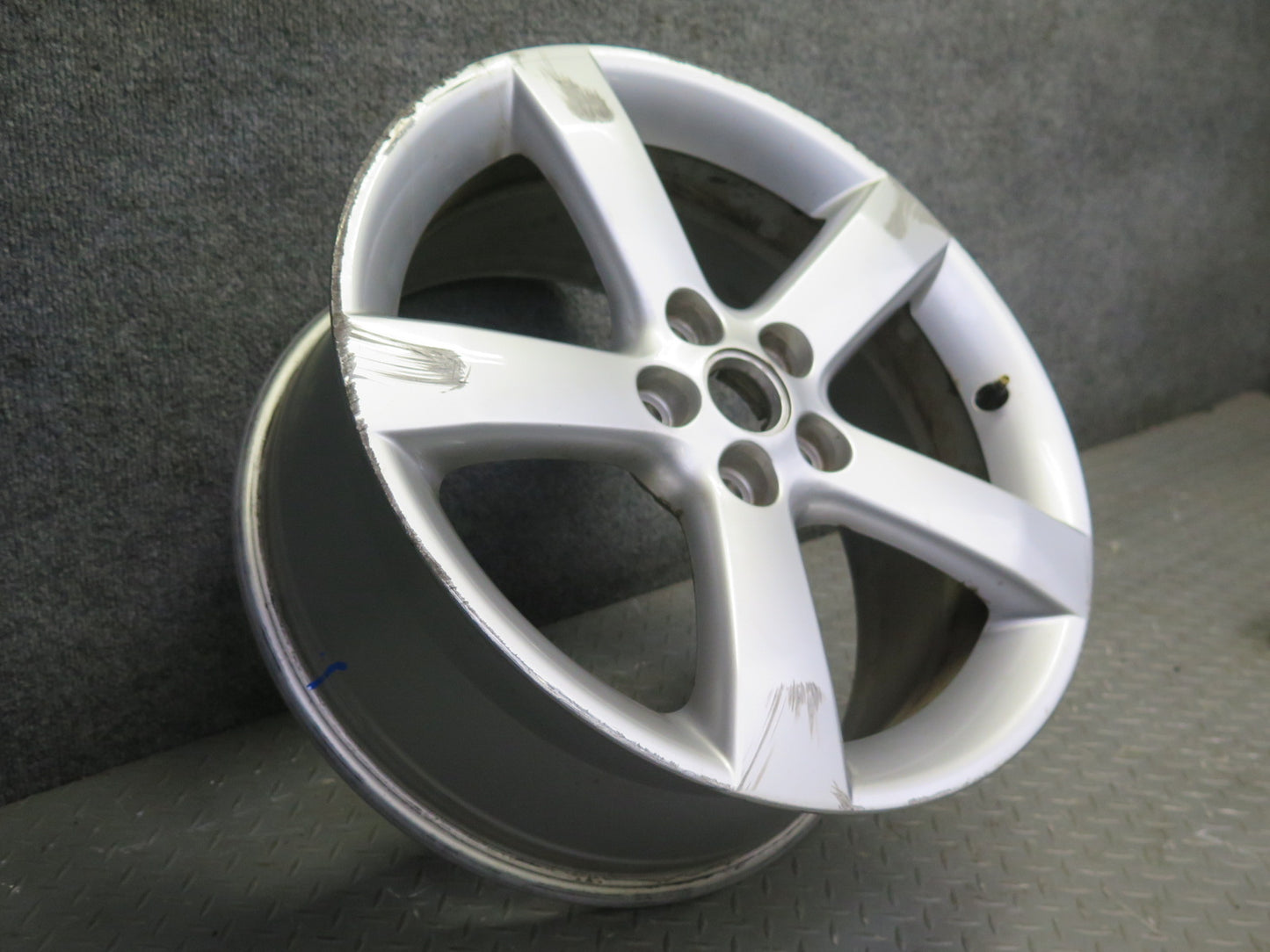 06-09 Pontiac Solstice Factory 18" R18 Alloy Wheel Rim 18x8J ET55 OEM