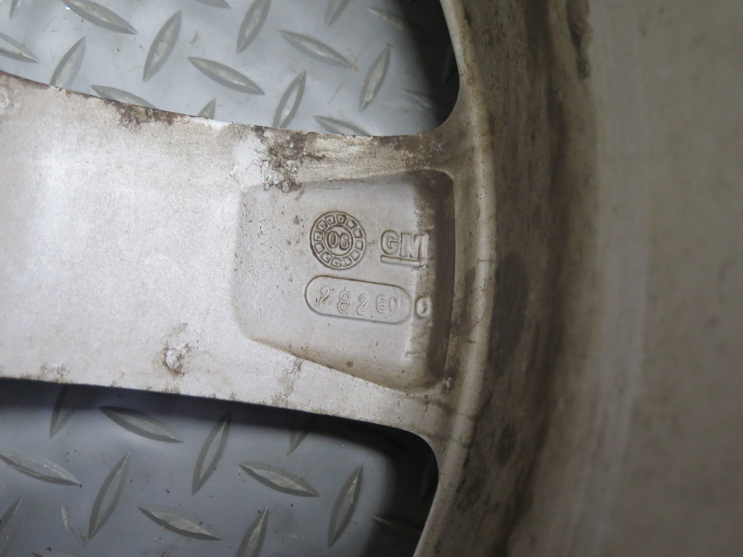 06-09 Pontiac Solstice Factory 18" R18 Alloy Wheel Rim 18x8J ET55 OEM