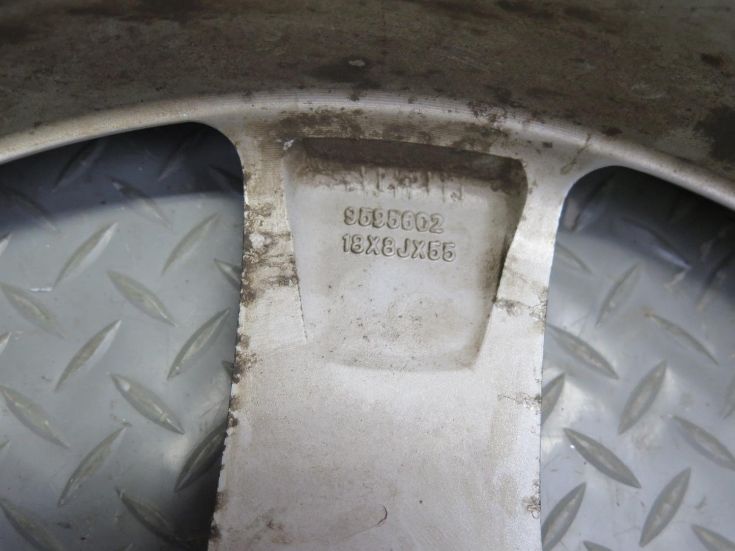 06-09 Pontiac Solstice Factory 18" R18 Alloy Wheel Rim 18x8J ET55 OEM