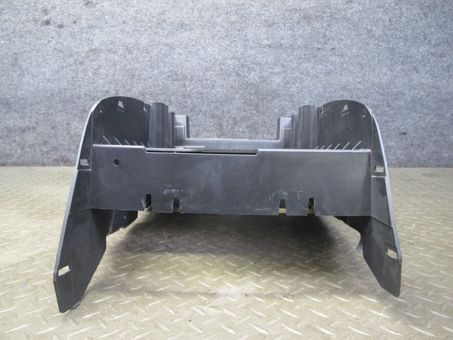 2009-2014 Cadillac Escalade Center Console Base Trim Cover Panel 15133027