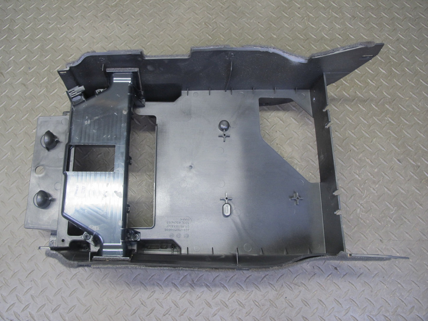 2009-2014 Cadillac Escalade Center Console Base Trim Cover Panel 15133027