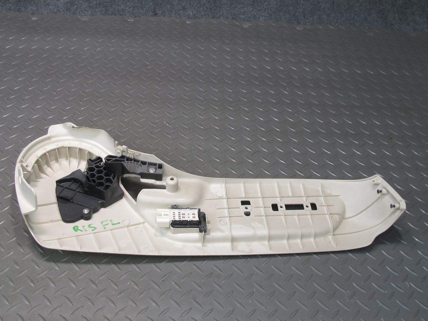 10-13 Lexus IS250 Convertible 12pcs Front Left Seat Trim Ivory w Switch Set OEM