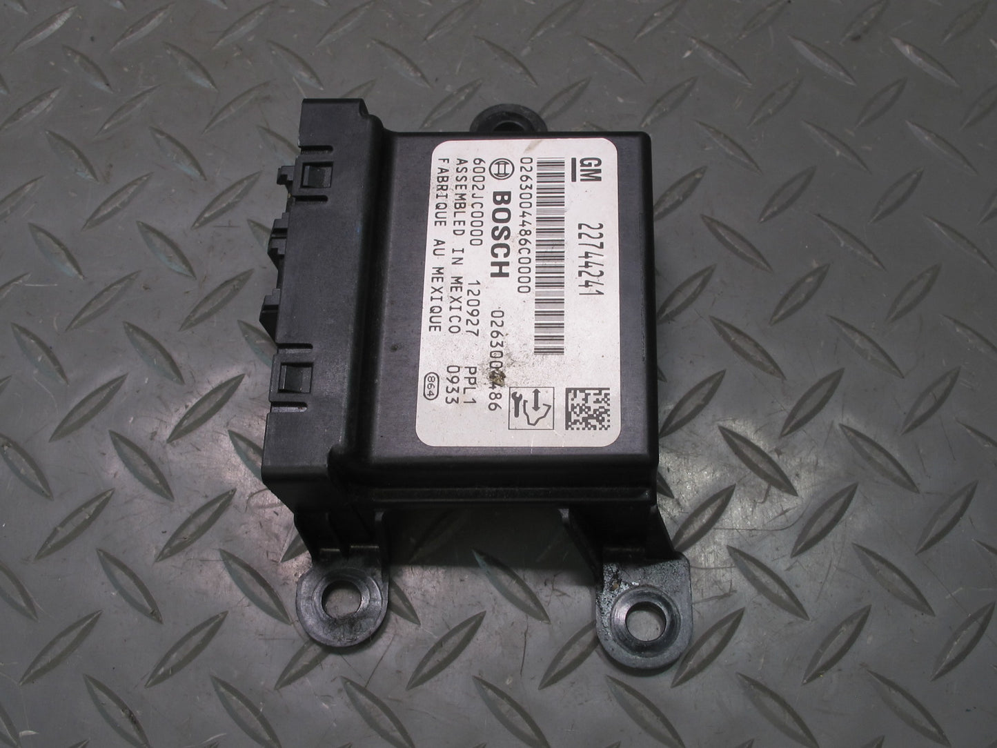 2010-2014 Cadillac Escalade Rear Park Assist Control Module 22744241