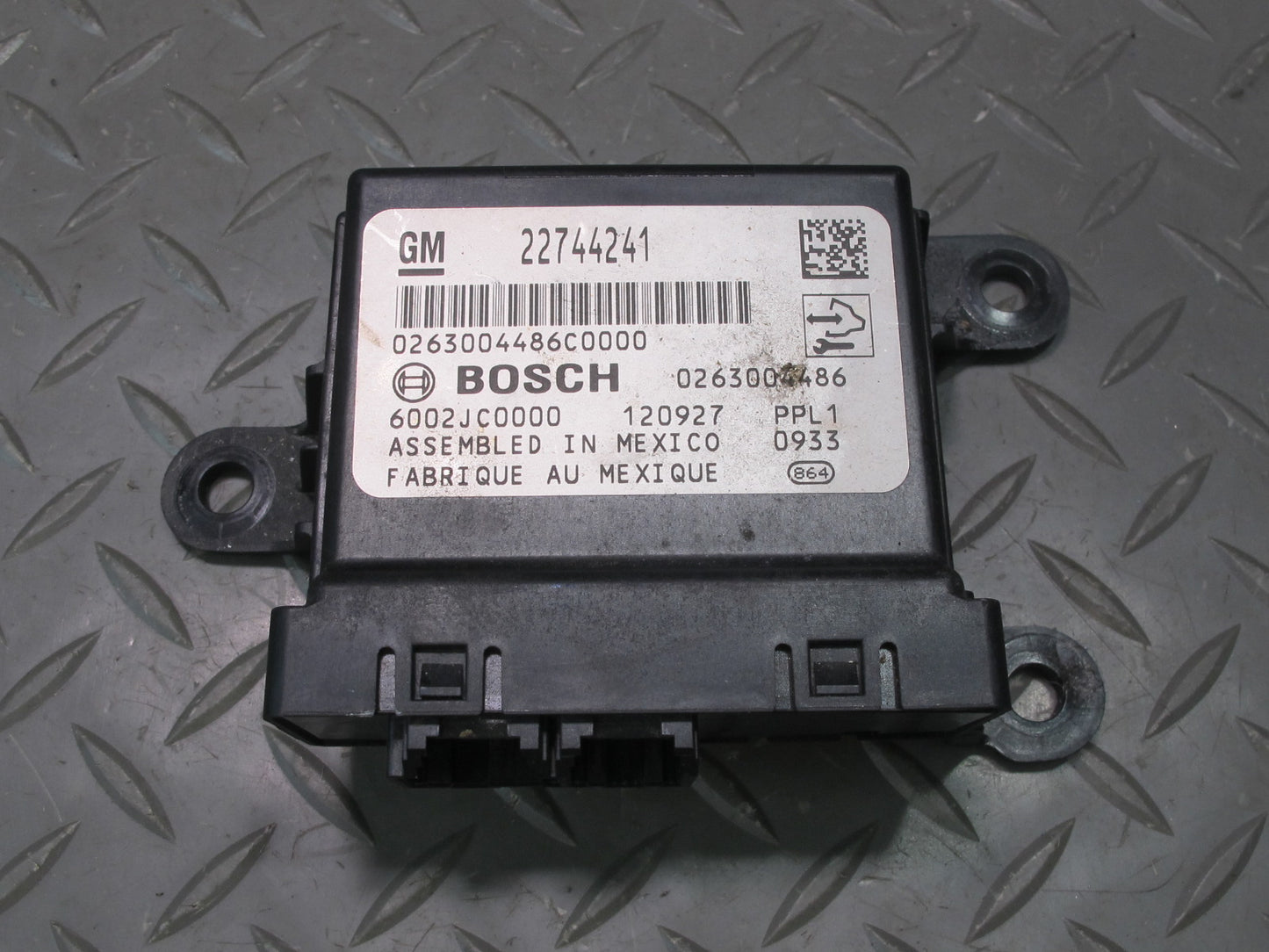 2010-2014 Cadillac Escalade Rear Park Assist Control Module 22744241