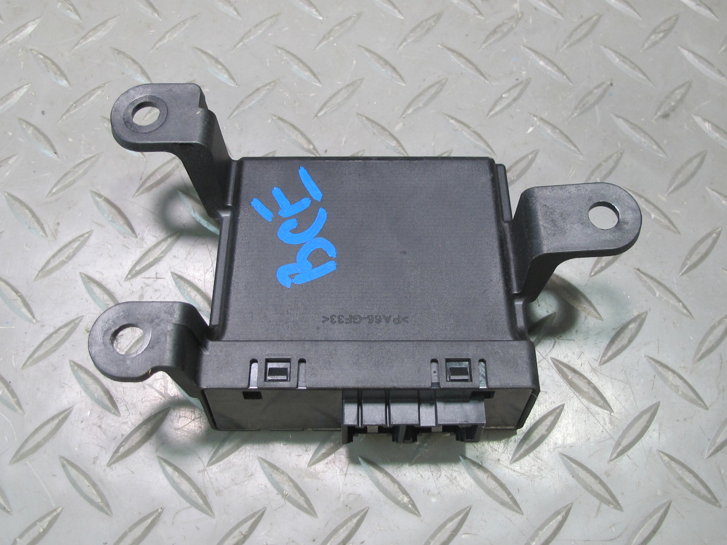 2010-2014 Cadillac Escalade Rear Park Assist Control Module 22744241