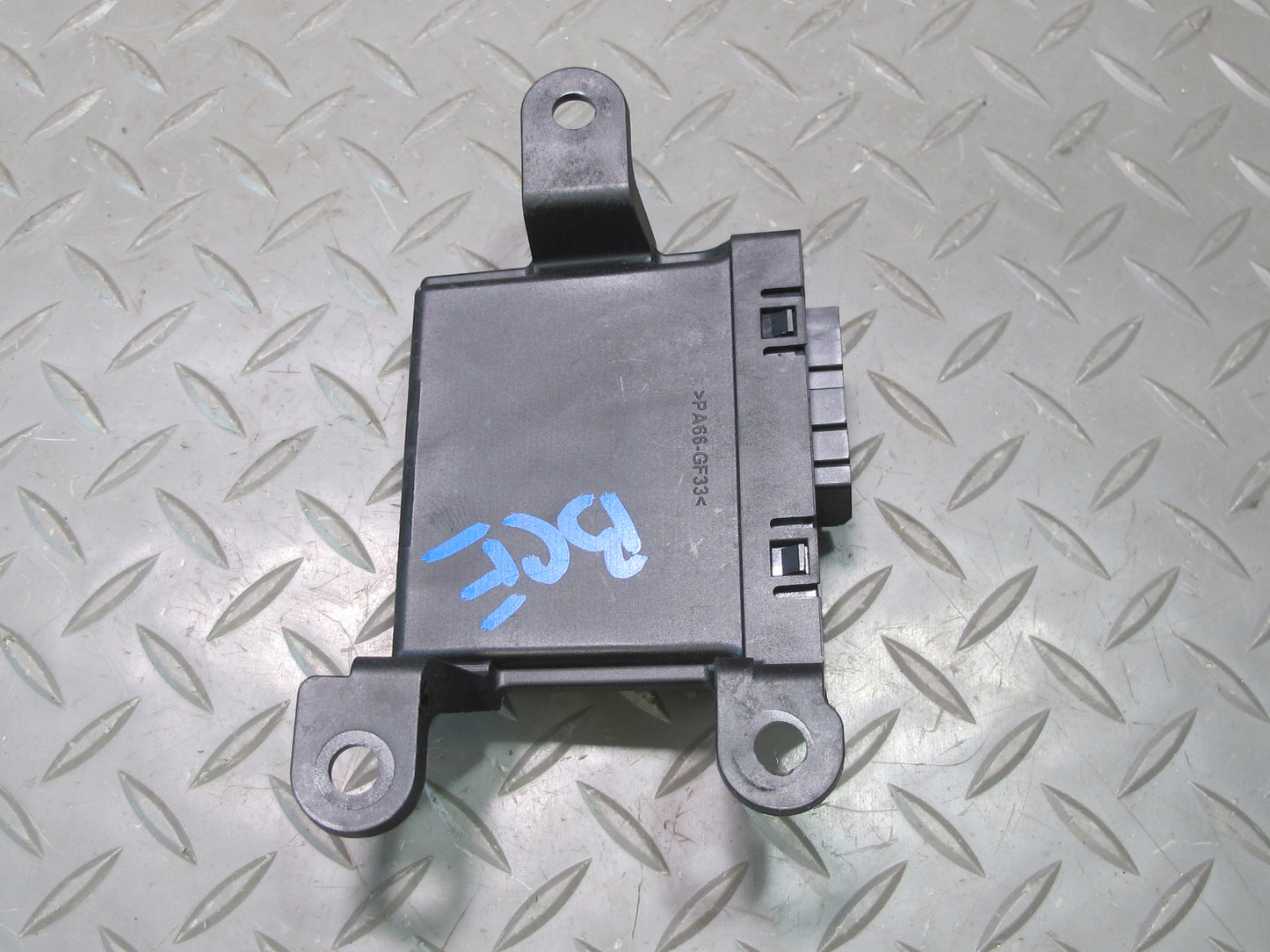 2010-2014 Cadillac Escalade Rear Park Assist Control Module 22744241