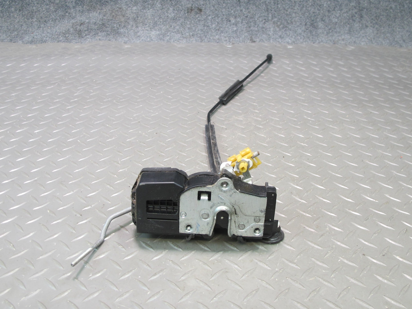 2009-2014 Cadillac Escalade Rear Right Door Lock Latch Actuator