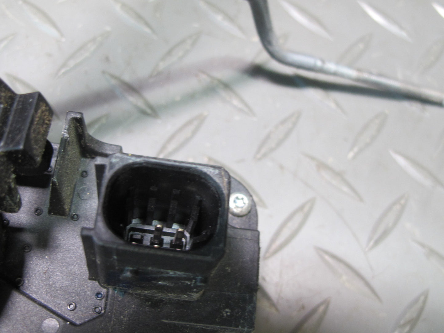 2009-2014 Cadillac Escalade Rear Left Door Lock Latch Actuator