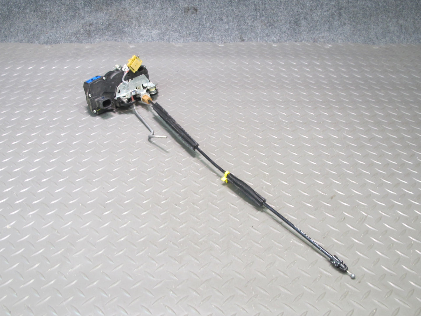 2009-2014 Cadillac Escalade Rear Left Door Lock Latch Actuator