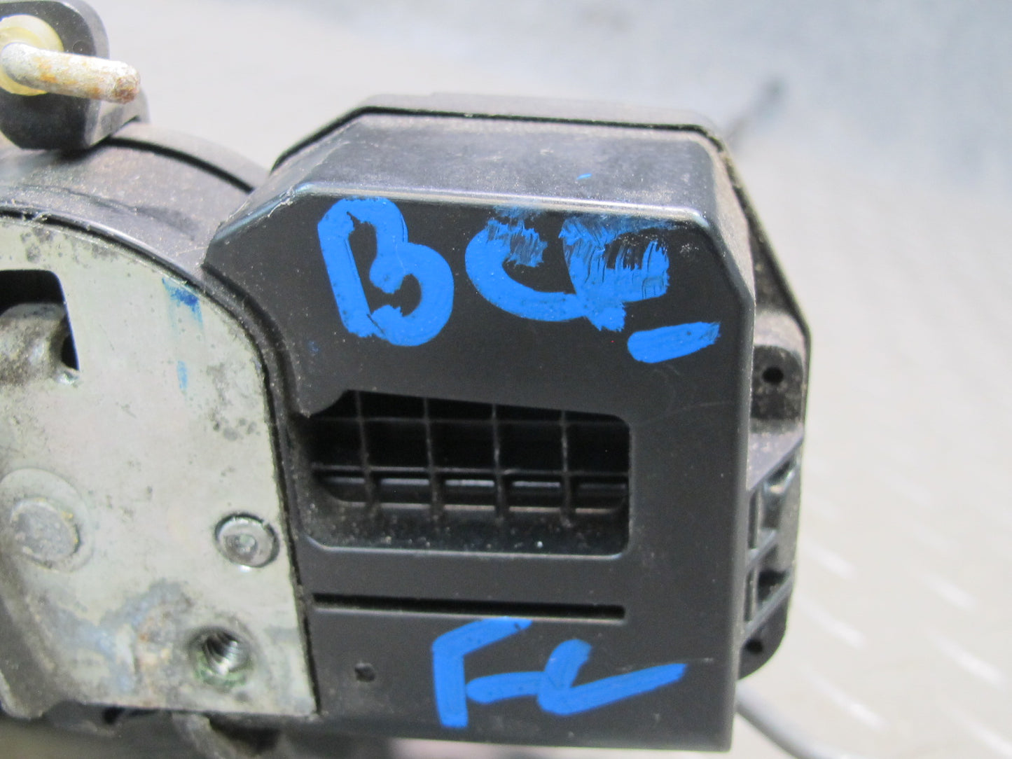 2009-2014 Cadillac Escalade Front Left Door Lock Latch Actuator