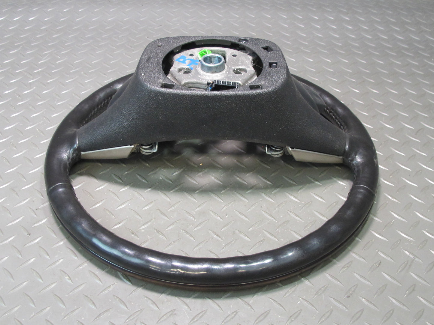 2009-2014 Cadillac Escalade Heated Leather Wood Steering w Controls