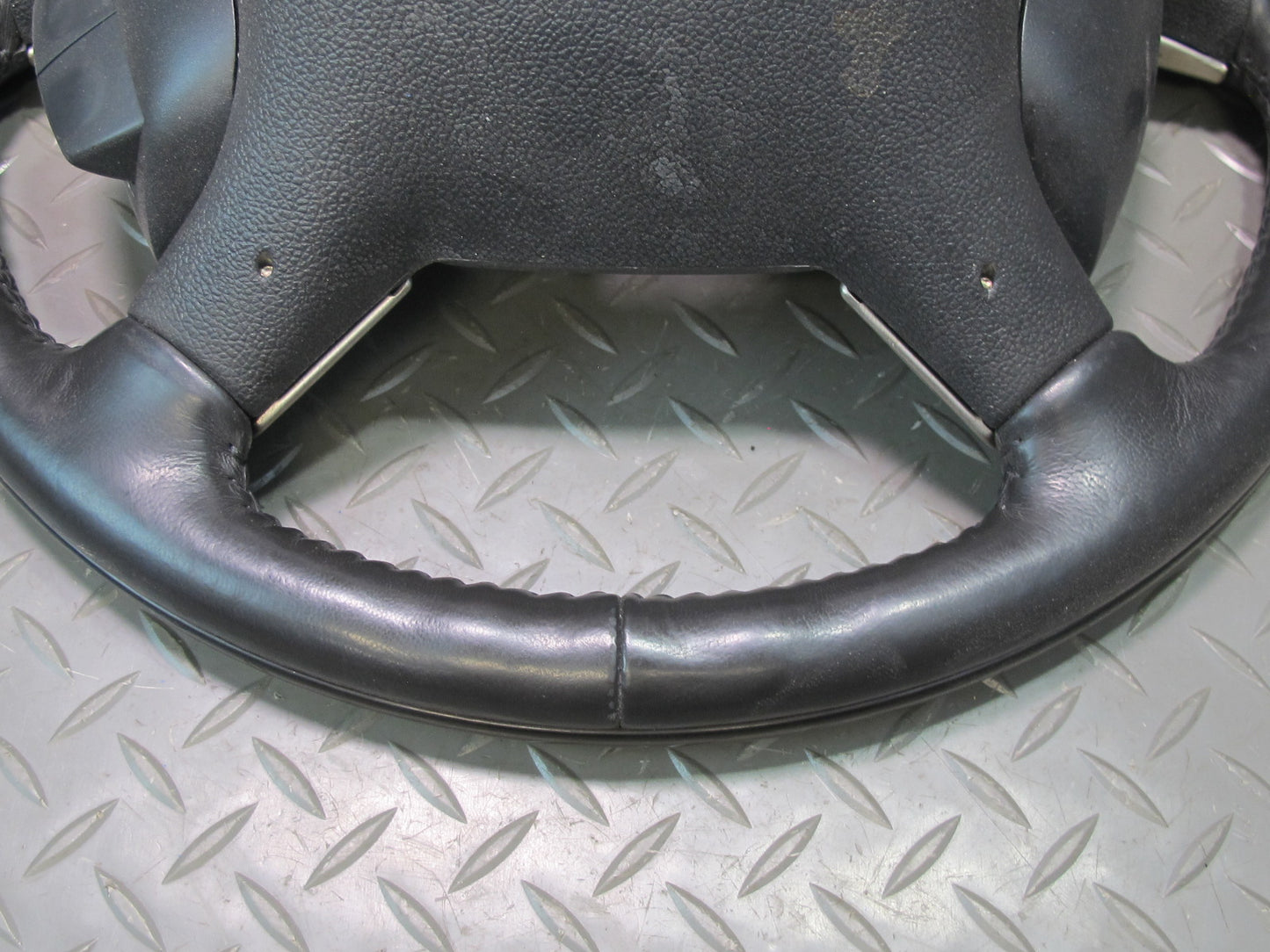 2009-2014 Cadillac Escalade Heated Leather Wood Steering w Controls