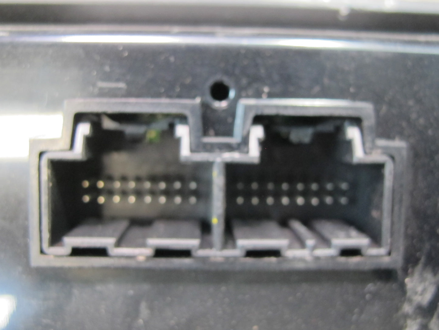 2007-2014 Cadillac Escalade Rear A/C Heater Climate Control Switch Panel