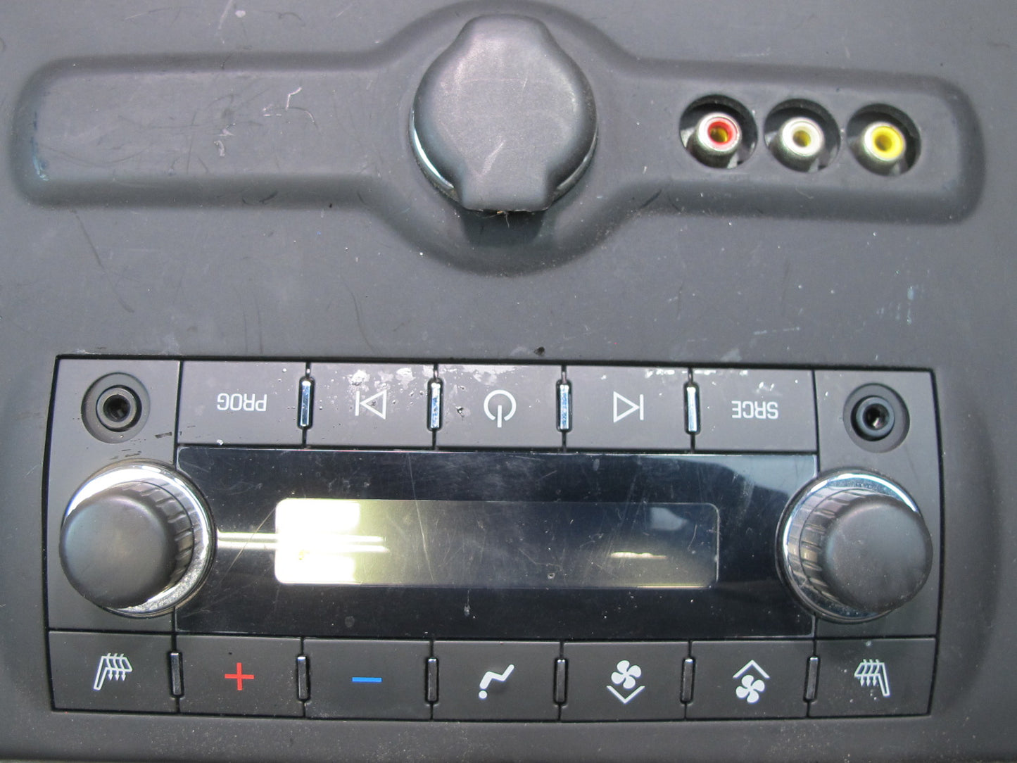 2007-2014 Cadillac Escalade Rear A/C Heater Climate Control Switch Panel