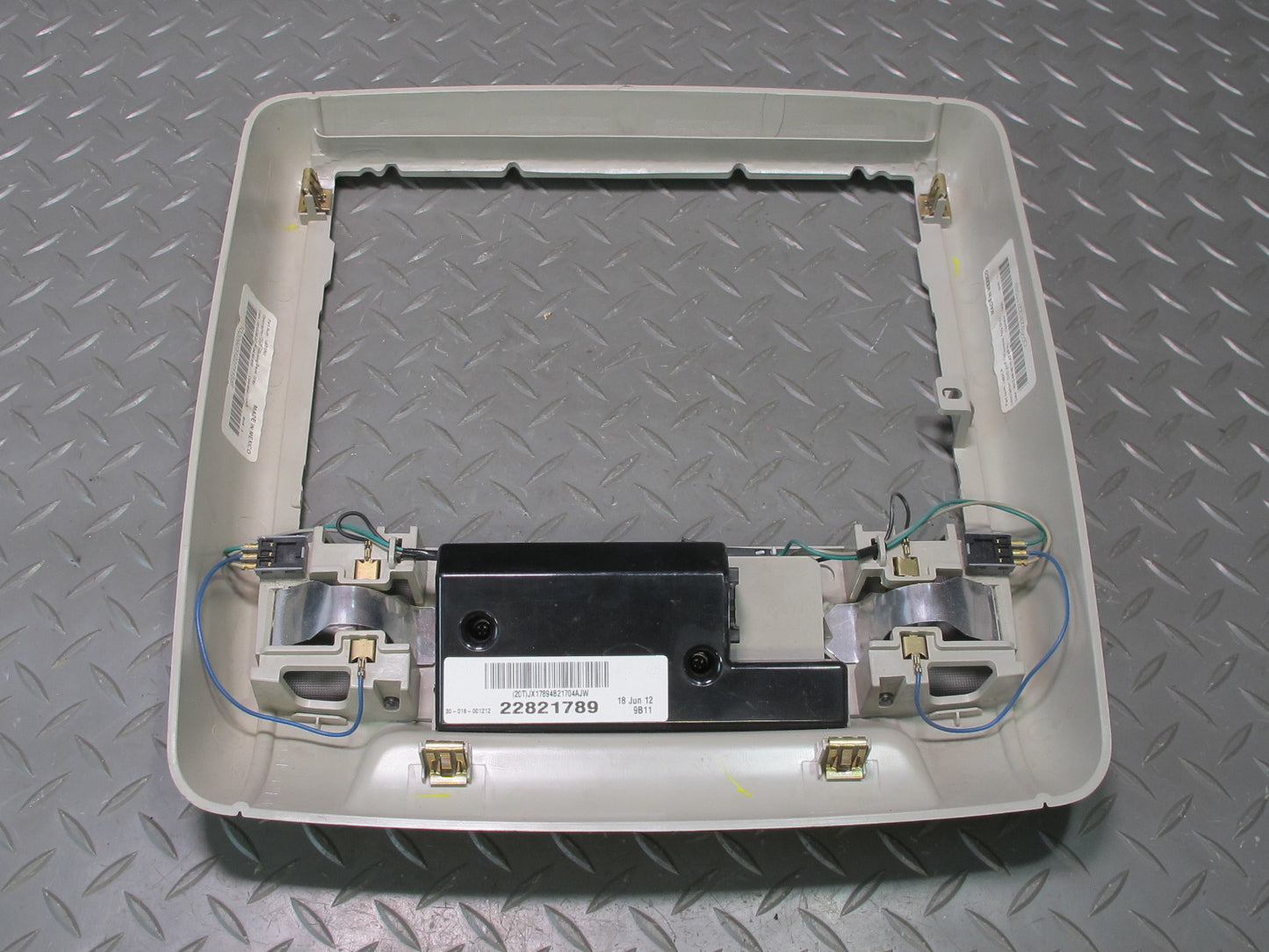 07-14 Cadillac Escalade Front & Rear Overhead Console Dome Interior Light Set