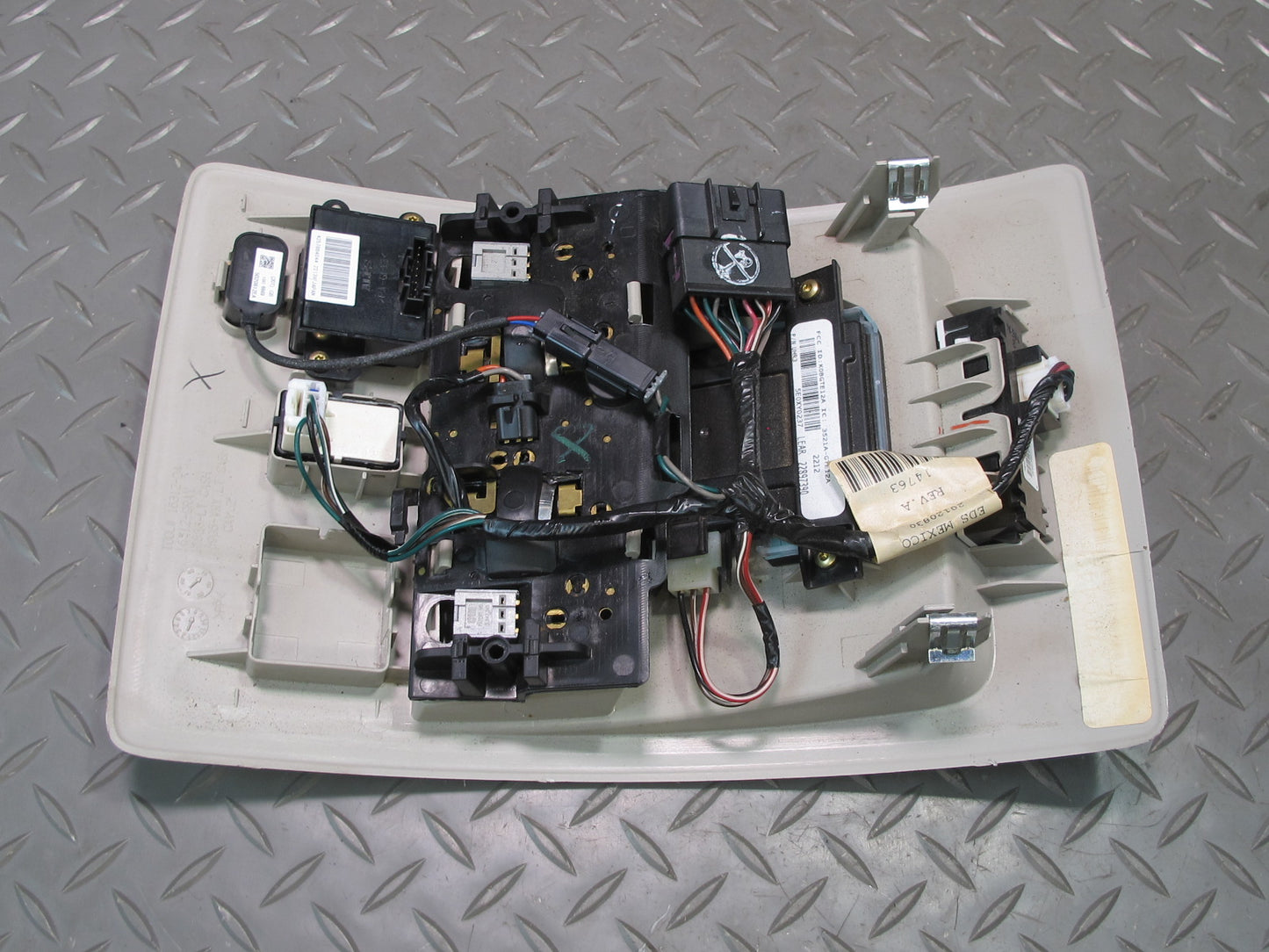 07-14 Cadillac Escalade Front & Rear Overhead Console Dome Interior Light Set