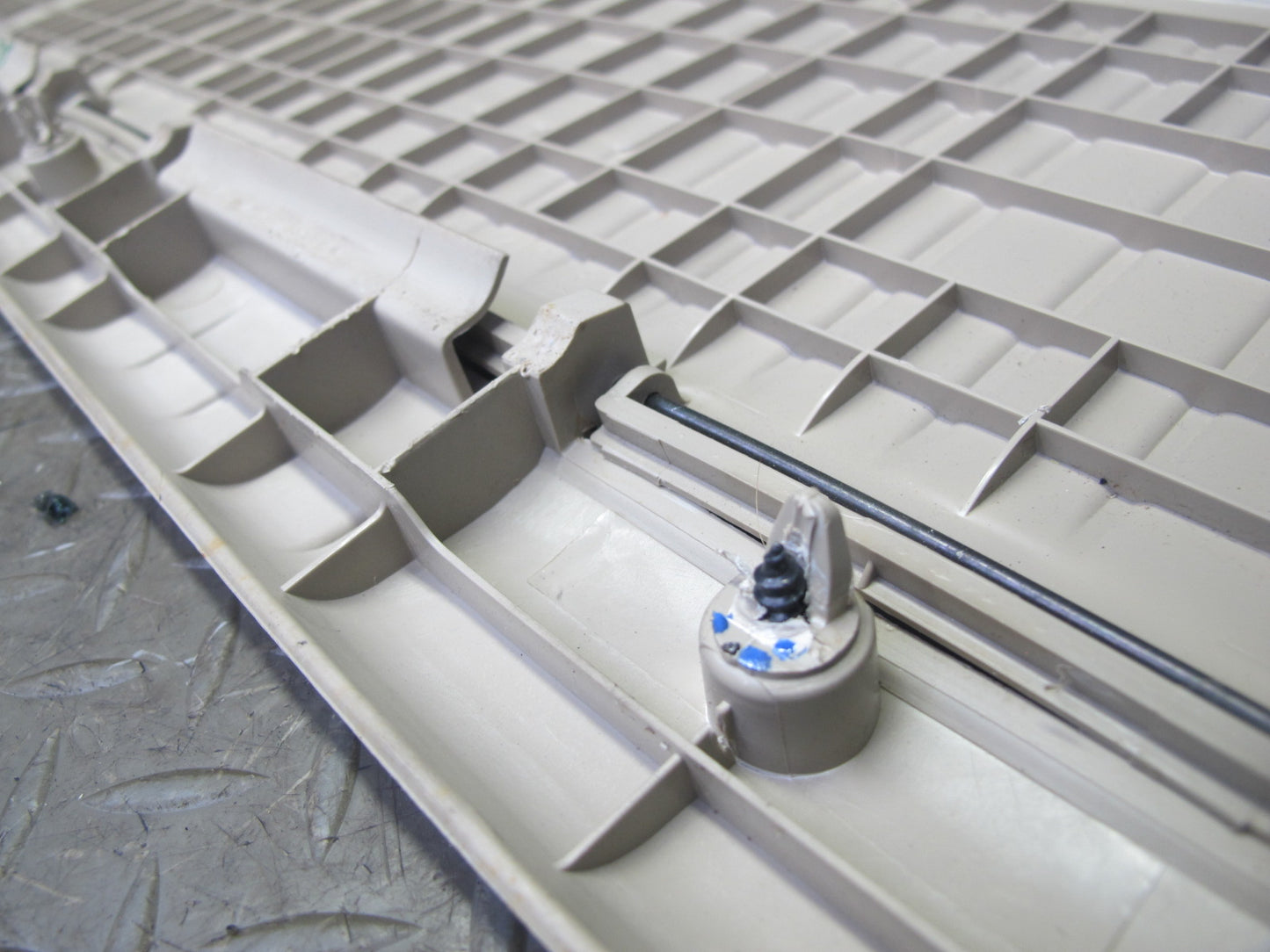 1998-2007 Lexus J100 LX470 Rear Cargo Trunk Floor Trim Cover Plate Panel