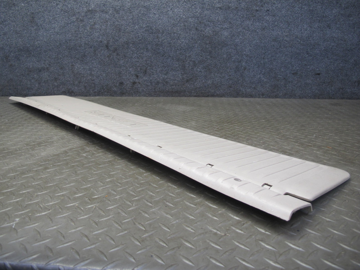 1998-2007 Lexus J100 LX470 Rear Cargo Trunk Floor Trim Cover Plate Panel