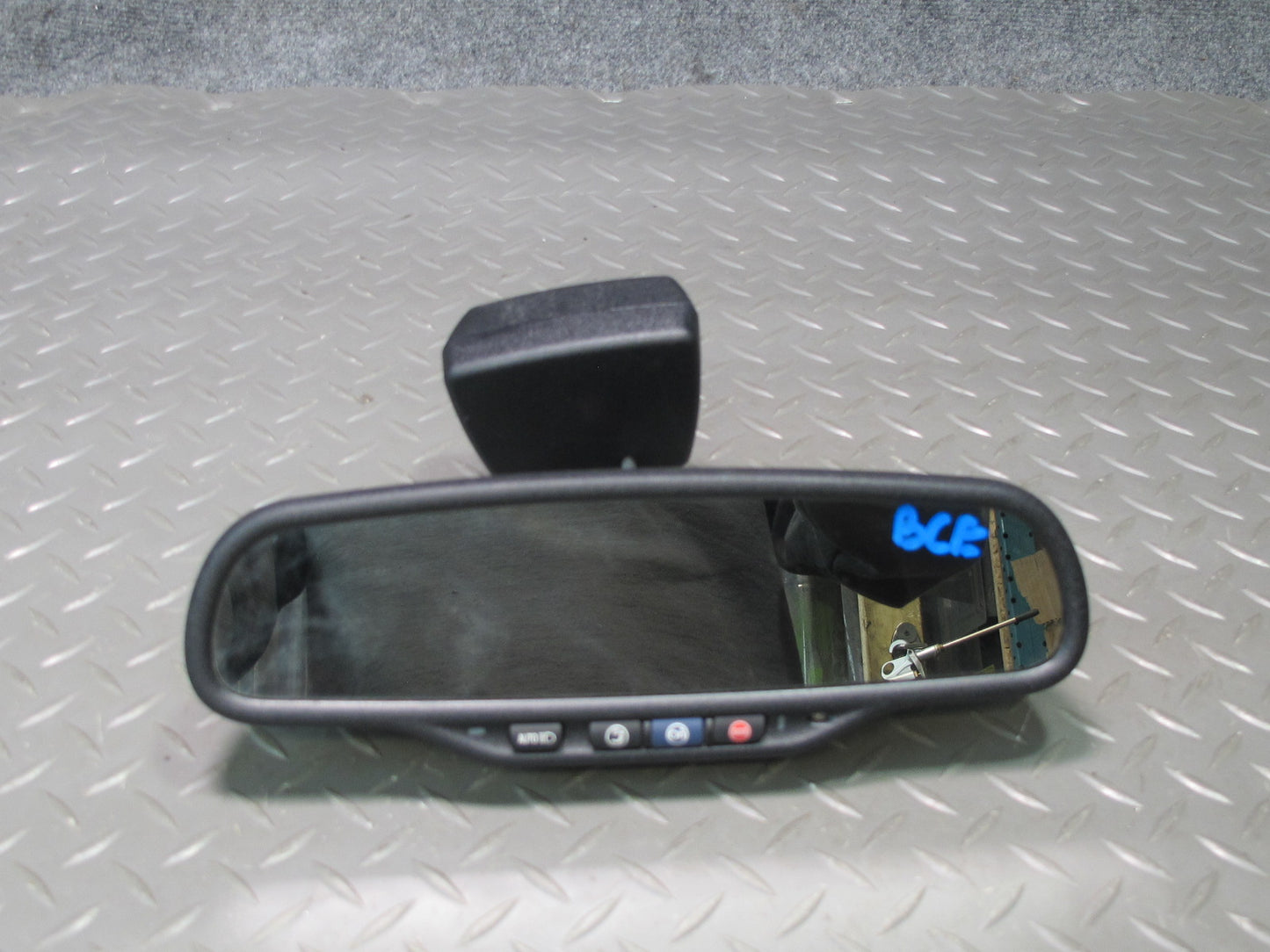 2009-2014 Cadillac Escalade Auto Dimming Interior Rear View Mirror 22915245