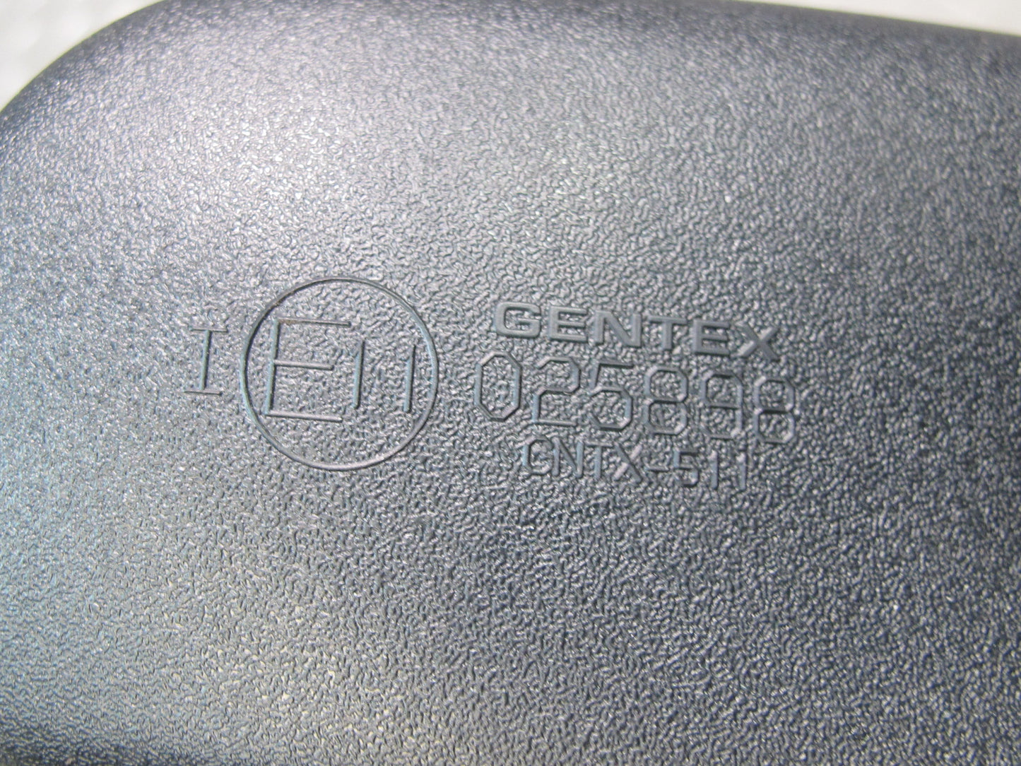 2009-2014 Cadillac Escalade Auto Dimming Interior Rear View Mirror 22915245