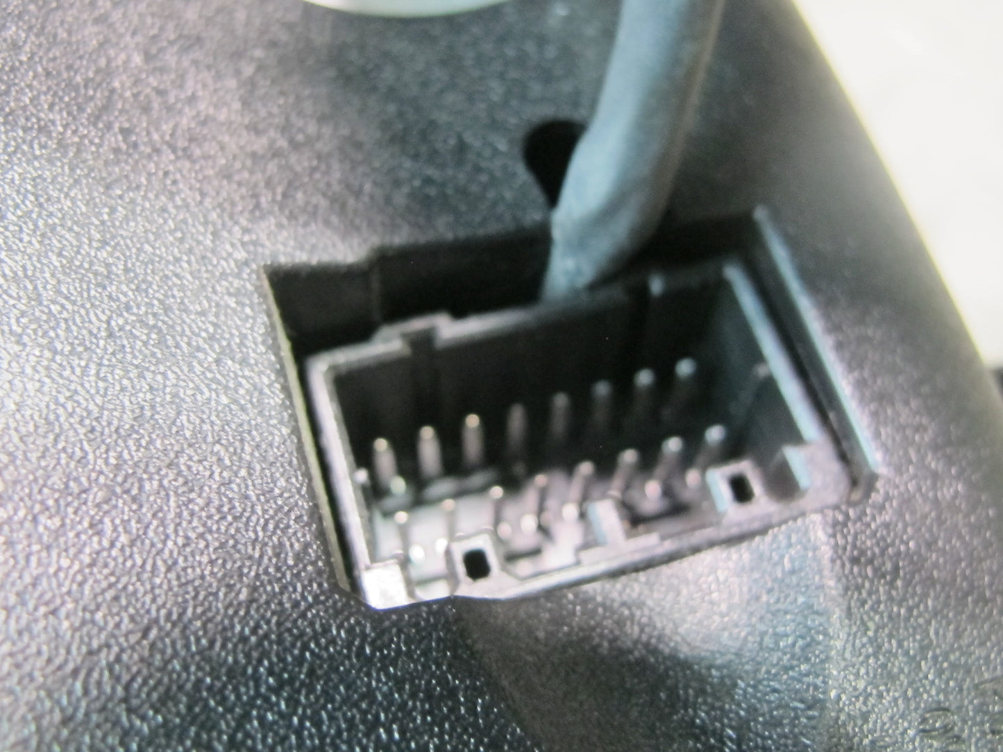 2009-2014 Cadillac Escalade Auto Dimming Interior Rear View Mirror 22915245