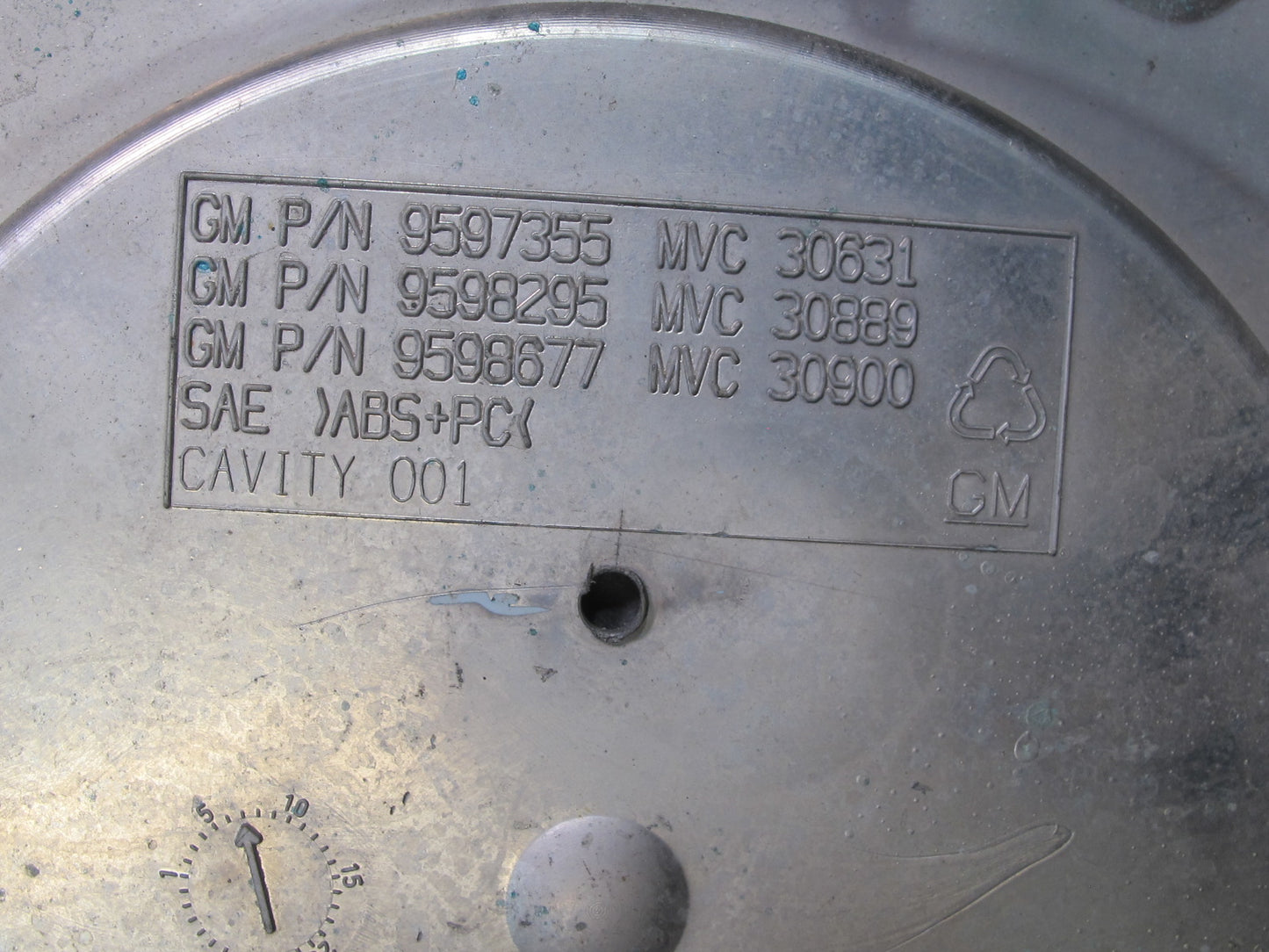 2007-2014 Cadillac Escalade Wheel Hub Center Cap Cover Set of 4