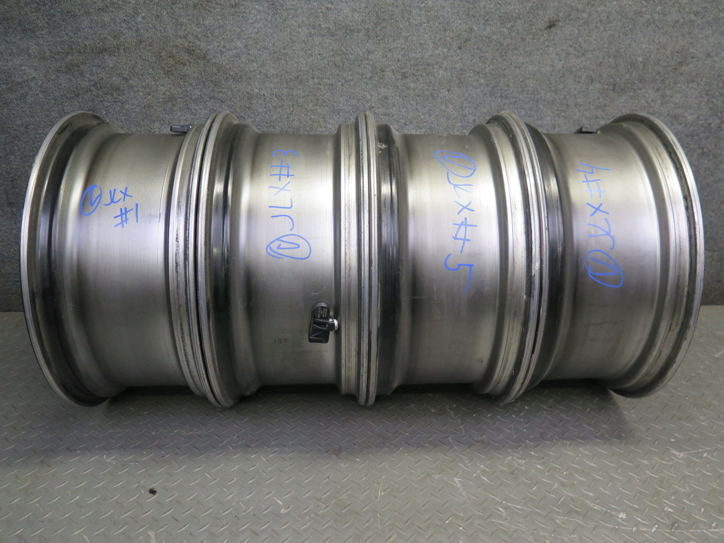 05-07 Lexus UZJ100L LX470 Factory 18" R18 Alloy Wheel Rim 18x8J ET60 Set of 4