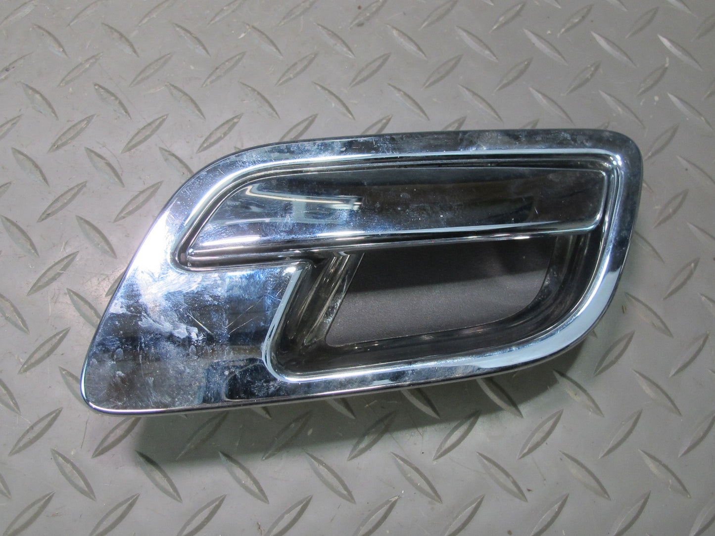 13-14 Cadillac Escalade Platinum Front & Rear Door Chrome Interior Handle Set