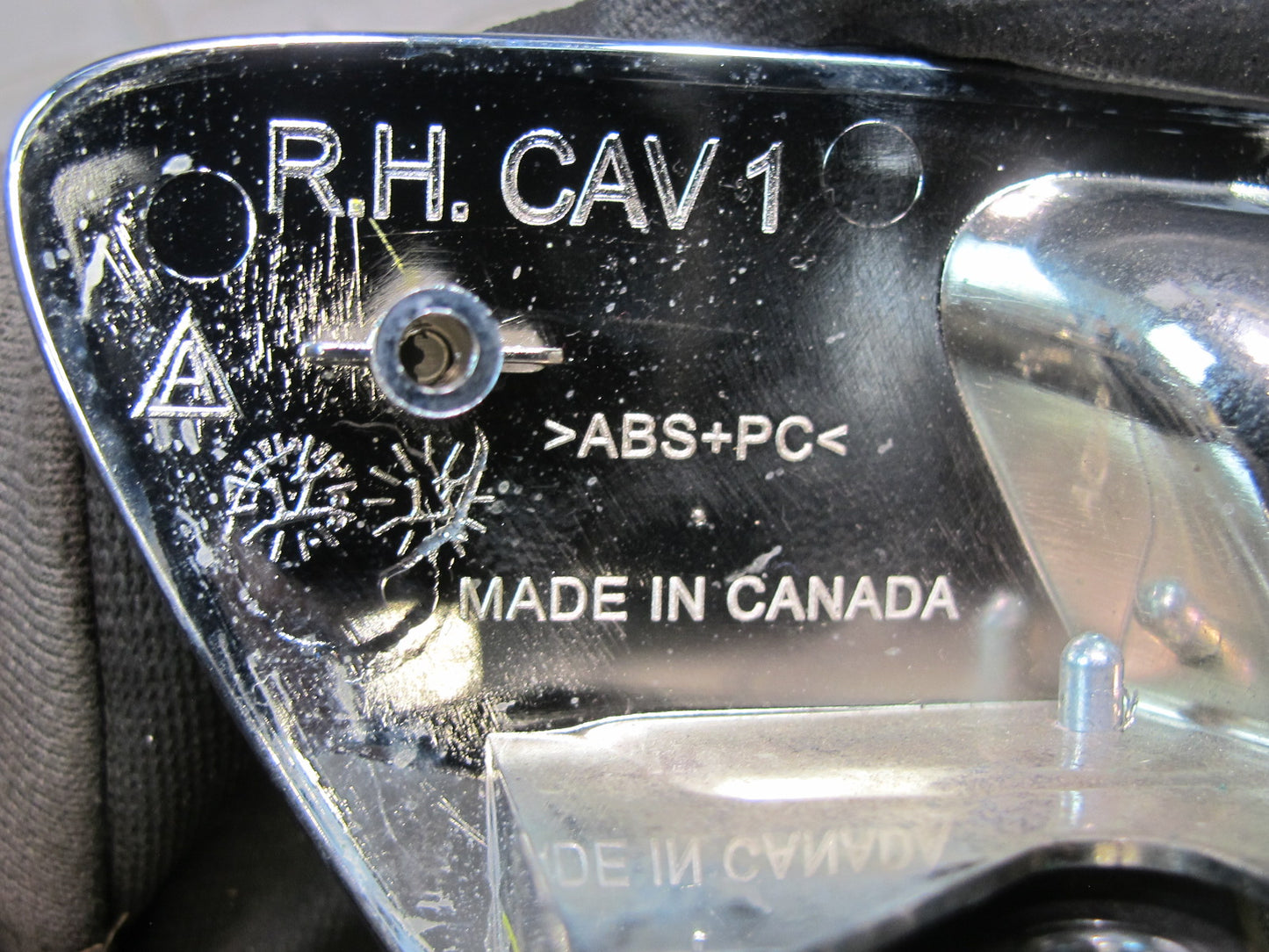 13-14 Cadillac Escalade Platinum Front & Rear Door Chrome Interior Handle Set