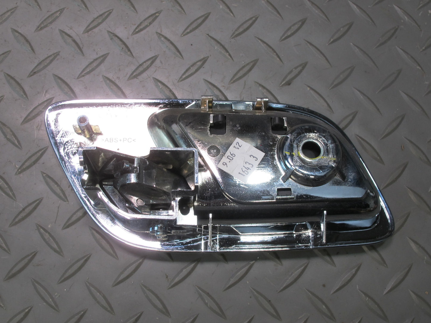 13-14 Cadillac Escalade Platinum Front & Rear Door Chrome Interior Handle Set